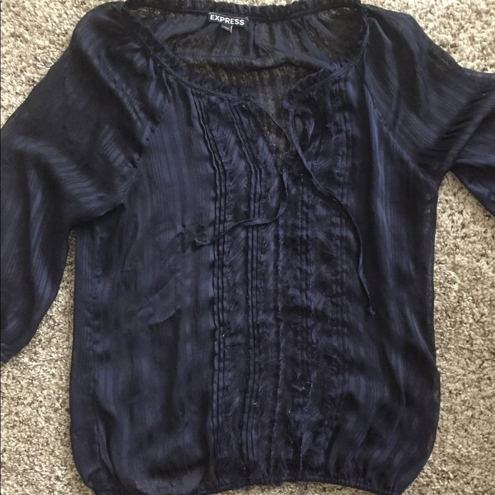 Express sheer tee